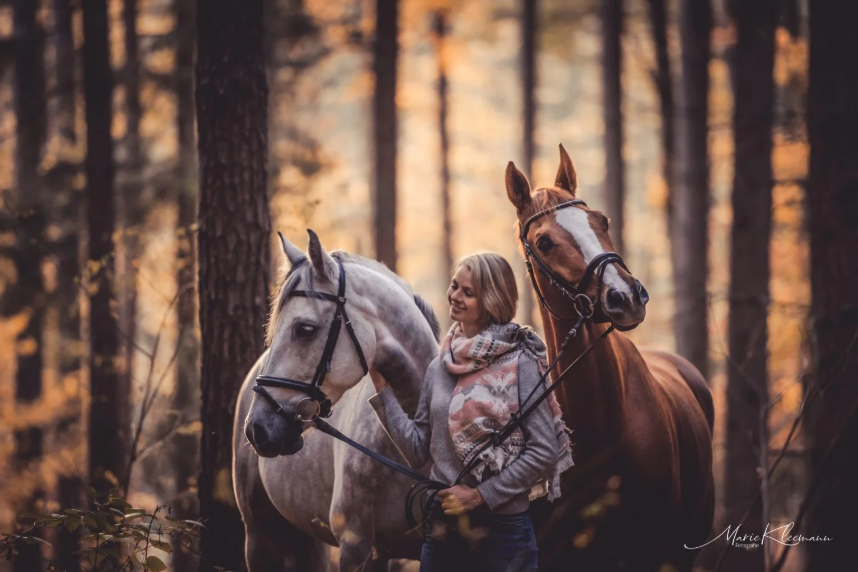D. K. Horsedesign · Pferdehaarschmuck
