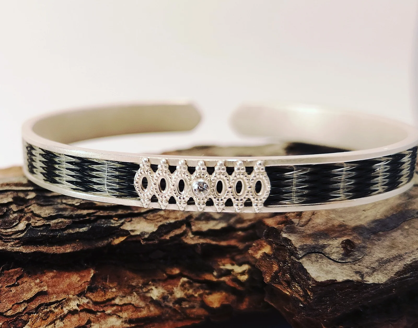 Silberarmreif – Muster + Zirkonia